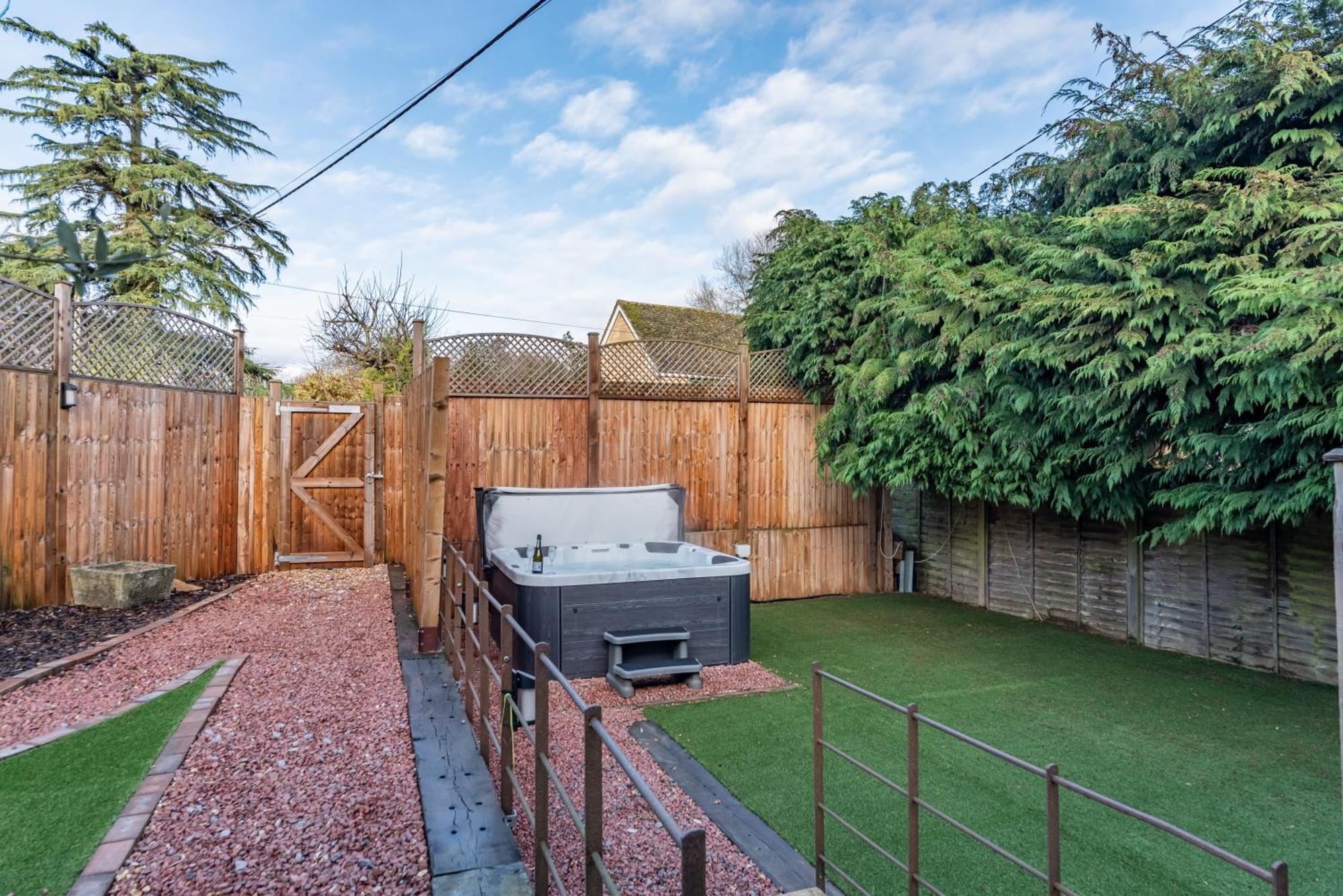 Cotswold Holiday Let With Hot Tub - The Old Garage Chipping Norton Exterior foto